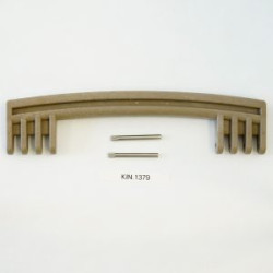 KIN.1379 EXPLORER CASES Maniglia sabbia per modelli 9413 (maniglia frontale), 10826 e 10840 (maniglia laterale corta)